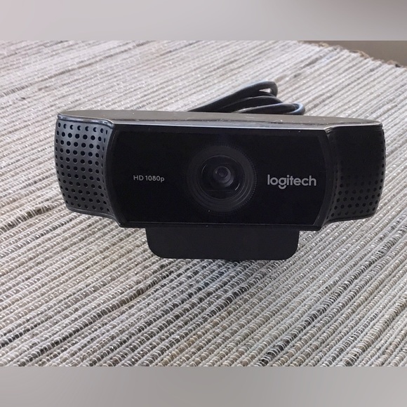 Logitech 1080p Pro Stream Video Camera - Picture 1 of 3